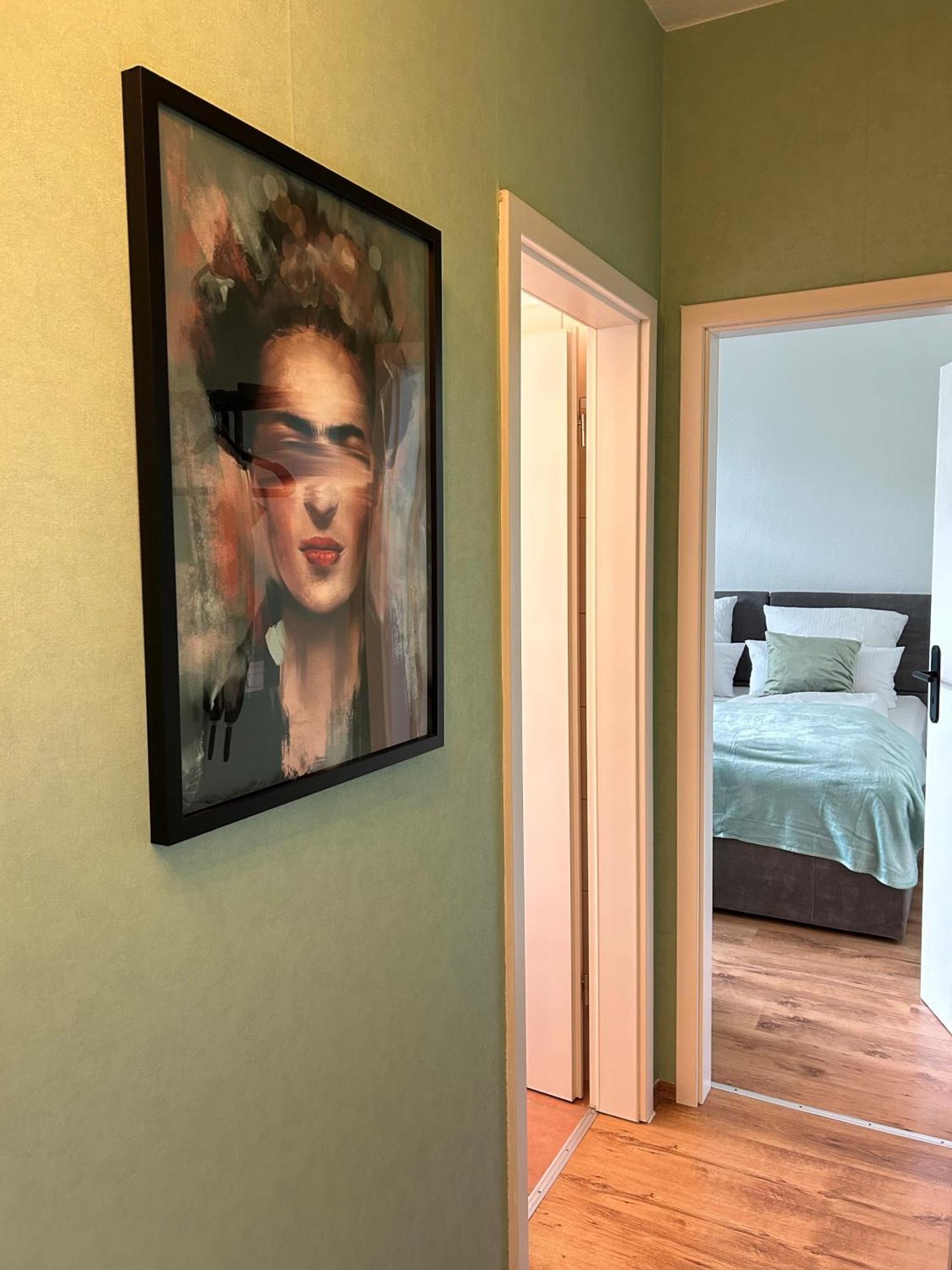 Mintara Komfort Apartment Mit Grill -Terrasse, Sky Und Parkplatz Magdeburg Eksteriør billede